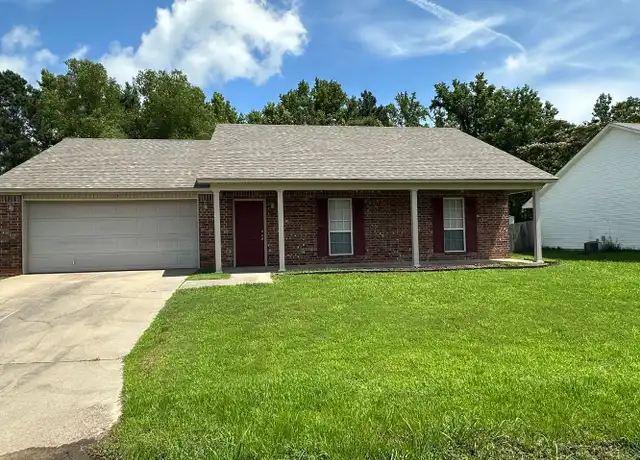 Property at 250 Hunters Run Dr, Benton, AR, 72015, 3 beds, 2 baths, [object Object]