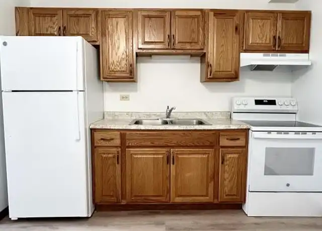 Property at 1829 Austin Ave Unit 4, Schererville, IN, 46375, 2 beds, 1 bath, [object Object]