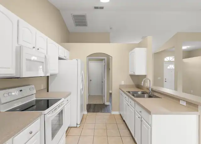 Property at 14711 Redcliff Dr, Tampa, FL, 33625, 4 beds, 2 baths, [object Object]