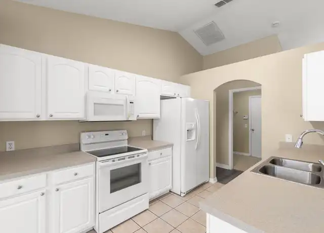 Property at 14711 Redcliff Dr, Tampa, FL, 33625, 4 beds, 2 baths, [object Object]