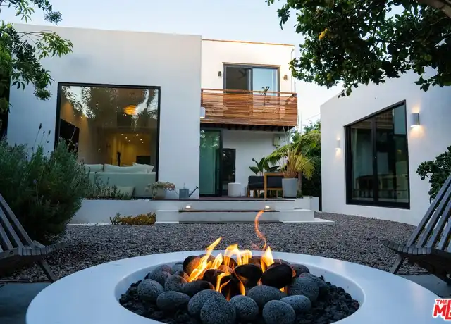Property at 217 7th Ave, Venice, CA, 90291, 3 beds, 3 baths, [object Object]