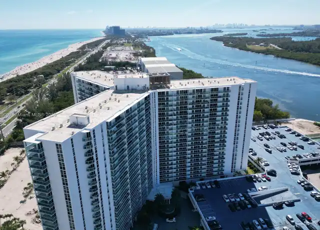 Property at 100 Bayview Dr #812, Sunny Isles Beach, FL, 33160, 1 bed, 1.5 baths, [object Object]