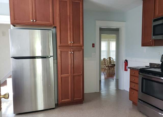 Photo of 15A Starkey Ave, Attleboro, MA 02703