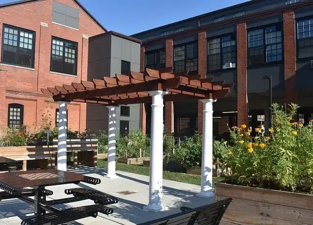 Property at 140 Russ St Unit 102, Hartford, CT, 06106, 2 beds, 1 bath, [object Object]