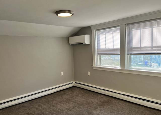 Photo of 881 Washington St Unit B, Attleboro, MA 02703