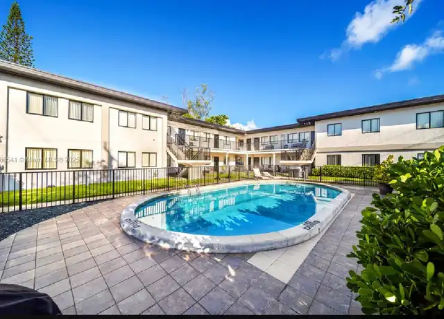 Property at 1901 Johnson St Unit 1, Hollywood, FL, 33020, 3 beds, 1 bath, [object Object]