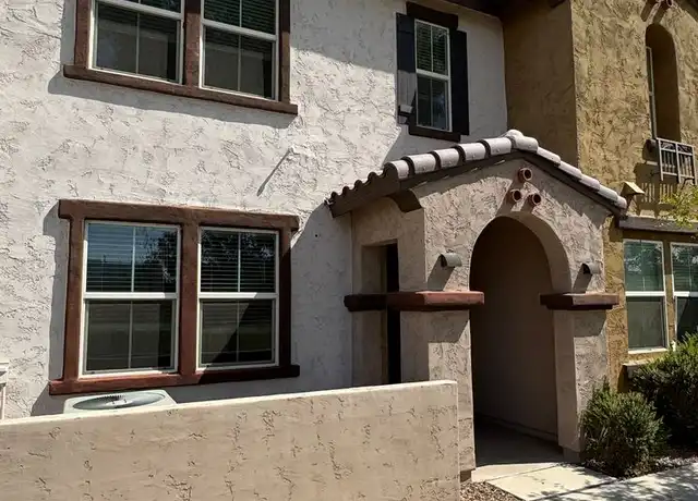 Property at 567 W Westchester Ave, Tempe, AZ, 85283, 3 beds, 2.5 baths, [object Object]