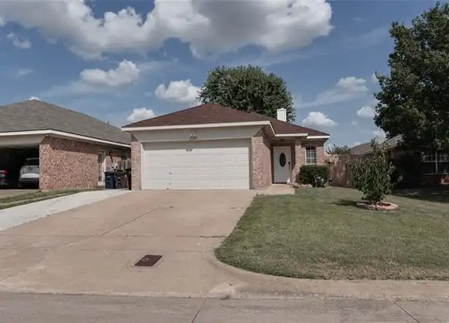 Property at 7108 Park Creek Cir W, Fort Worth, TX, 76137, 3 beds, 2 baths, [object Object]