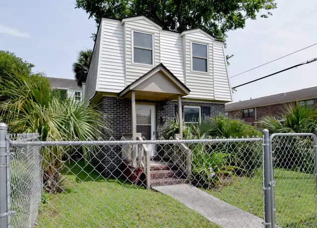Property at 16 South St, Charleston, SC, 29403, 4 beds, 1.5 baths, [object Object]