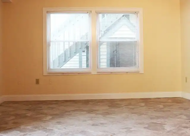 Property at 116 N Winooski Ave Apt 7, Burlington, VT, 05401, 2 beds, 1 bath, [object Object]