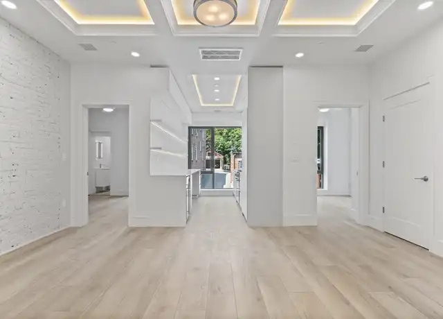 Property at 1578 Beacon St Unit 101, Brookline, MA, 02446, 4 beds, 3 baths, [object Object]