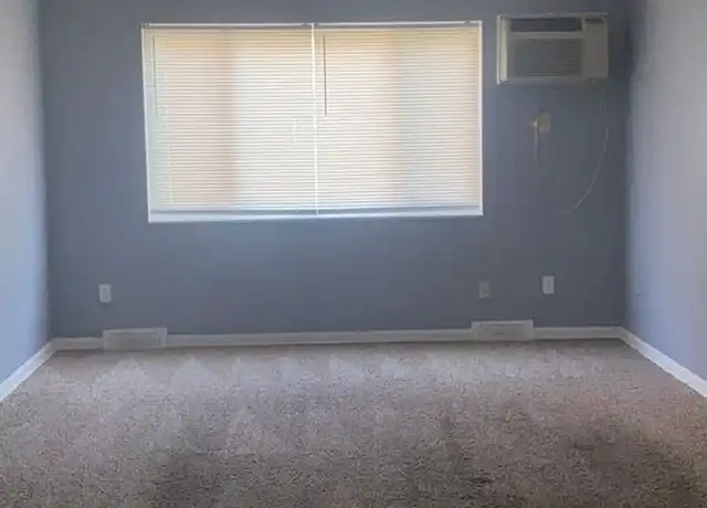 Property at 27800 Euclid Ave Unit Euclid 35 -Hillandale Apts-203, Euclid, OH, 44132, 1 bed, 1 bath, [object Object]