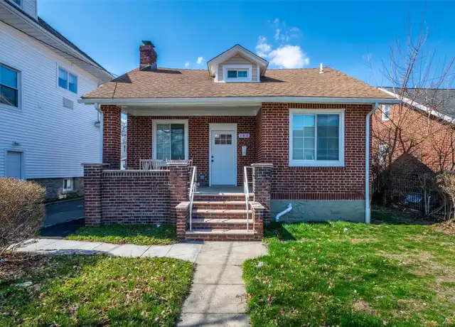 Property at 187 Pelham Rd, New Rochelle, NY, 10805, 3 beds, 1 bath, [object Object]