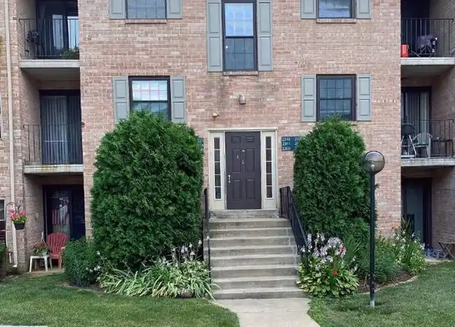 Property at 2303 Pond View Dr, West Chester, PA, 19382, 2 beds, 1 bath, [object Object]