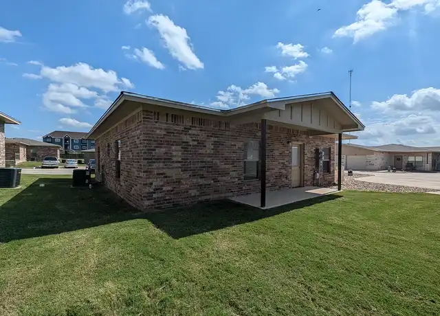 Property at Villas at Belle Meadow - 1221 Jasmine Dr, Belton, TX, 76513, 2 beds, 2 baths, [object Object]