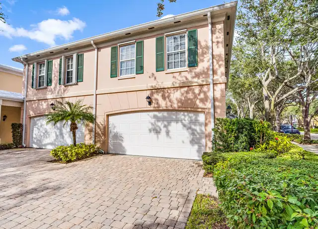 Property at 3 Oakland Ct, Jupiter, FL, 33469, 3 beds, 2.5 baths, [object Object]