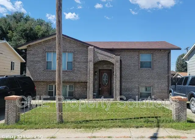Property at 212 S Potash Ave, Alliance, NE, 69301, 3 beds, 2 baths, [object Object]