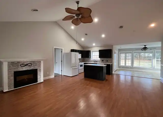 Property at 2487 Oriole Dr, Murrells Inlet, SC, 29576, 2 beds, 2 baths, [object Object]