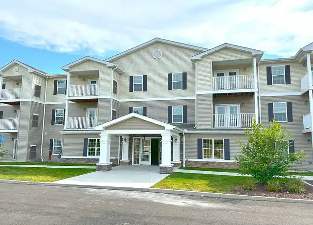 Property at Connect 55+ Manchester Senior Living 55+ - 140 Spencer St, Manchester, CT, 06040, 1-2 bed, 1 bath, [object Object]