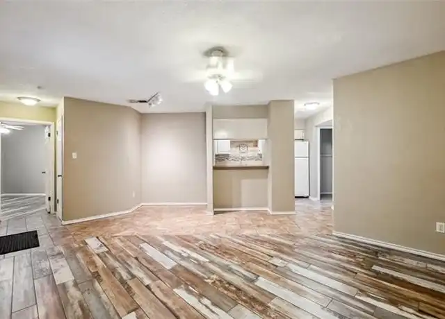 Property at 1608 Pecan Chase Cir #41, Arlington, TX, 76012, 2 beds, 2 baths, [object Object]