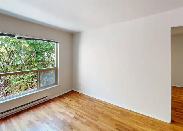 Property at 610 Highland Dr Unit 08, Seattle, WA, 98109, 1 bed, 1 bath, [object Object]