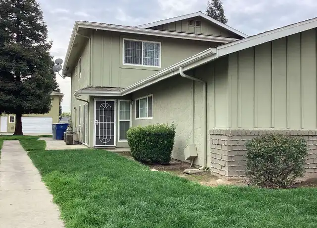 Property at 460 W Alamos Ave #3, Clovis, CA, 93612, 2 beds, 1 bath, [object Object]