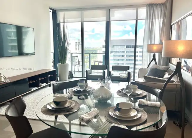 Property at 88 SW 7th St #1908, Miami, FL, 33130, 1 bed, 1.5 baths, [object Object]