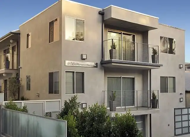 Property at 1418 N Poinsettia Pl Unit NA, Los Angeles, CA, 90046, 2 beds, 2 baths, [object Object]