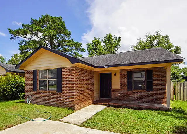 Property at 7616 Valleyview Cir, North Charleston, SC, 29418, 2 beds, 2 baths, [object Object]