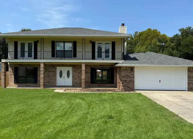 Property at 715 Dale Pl, Fort Walton Beach, FL, 32547, 4 beds, 2.5 baths, [object Object]