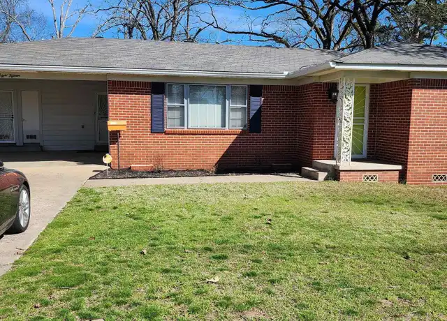 Property at 2815 S Bryant St, Little Rock, AR, 72204, 3 beds, 2 baths, [object Object]