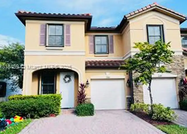 Property at 3351 W 94th Ter, Hialeah, FL, 33018, 3 beds, 3 baths, [object Object]