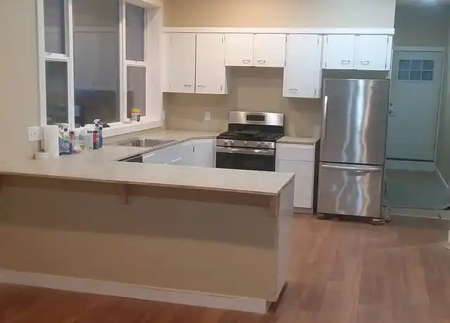 Property at 4337 SE 37th Ave, Portland, OR, 97202, 3 beds, 1.5 baths, [object Object]