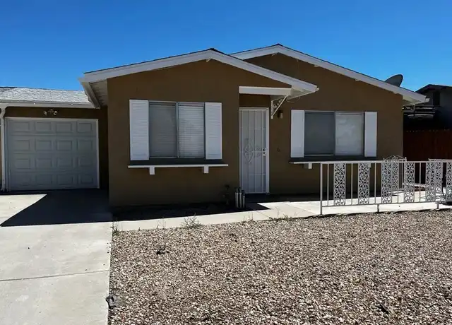 Property at 2355 Cristobal Ave, Hemet, CA, 92545, 2 beds, 1 bath, [object Object]