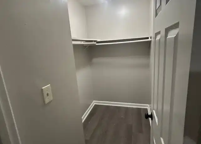 Property at 21 W Colonial Dr Unit D, Thomasville, NC, 27360, 1 bed, 1 bath, [object Object]