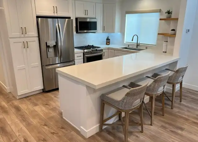 Property at 123 36th St Unit B, Newport Beach, CA, 92663, 3 beds, 3 baths, [object Object]