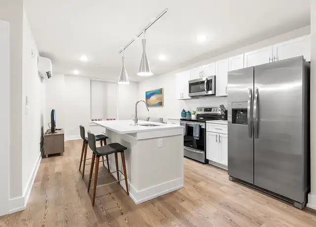 Property at 214 Vine St, Philadelphia, PA, 19106, 2 beds, 2 baths, [object Object]