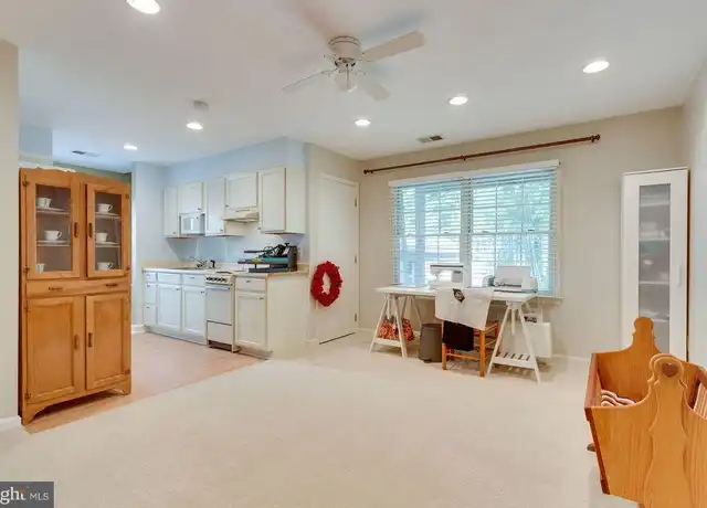 Property at 6734 Huntsman Blvd, Springfield, VA, 22152, 1 bed, 1 bath, [object Object]