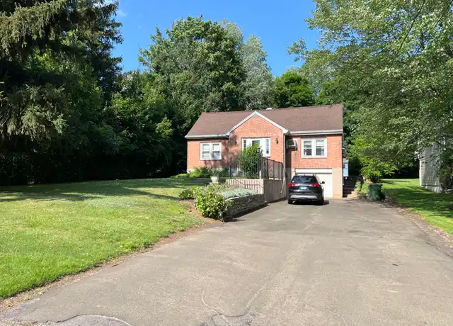 Property at 678 Bartholomew Rd Unit 678, Middletown, CT, 06457, 2 beds, 2 baths, [object Object]