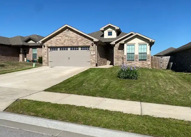 Property at 5904 NW Silas St, Bentonville, AR, 72713, 3 beds, 2 baths, [object Object]