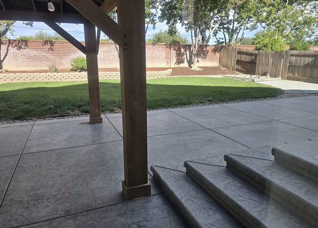 Photo of 8937 Royal Gate Way, Elk Grove, CA 95624