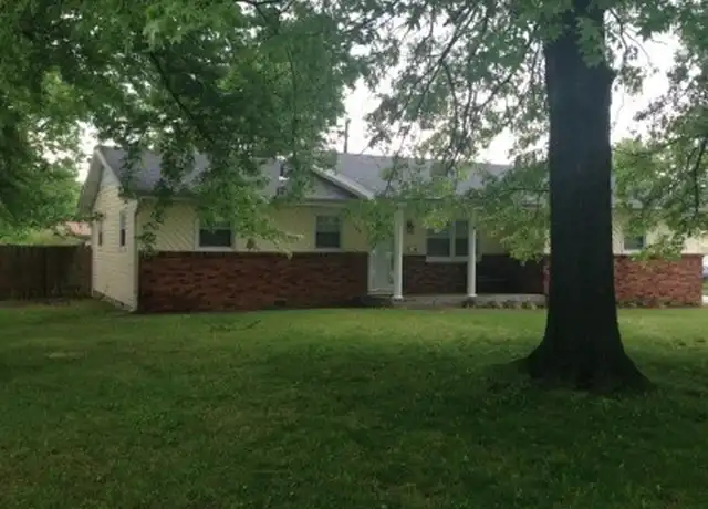 Property at 1544 S John Ave, Springfield, MO, 65804, 3 beds, 2 baths, [object Object]