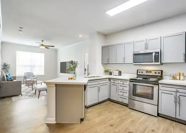 Property at Oak Crest - 1 FM 2611, Brazoria, TX, 77422, 1 bed, 1 bath, [object Object]