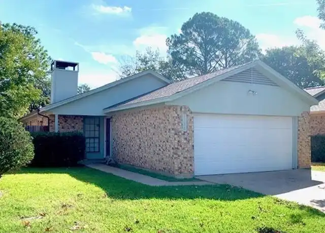 Property at 1720 Magnolia Ln, Euless, TX, 76039, 2 beds, 2 baths, [object Object]