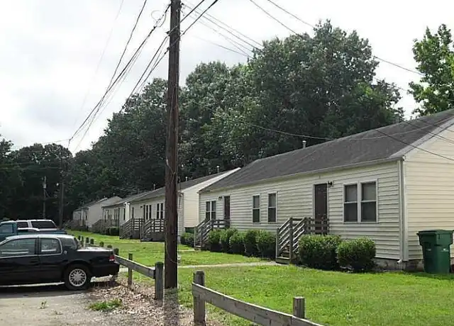 Property at 122 Christian St, Newport News, VA, 23608, 2 beds, 1 bath, [object Object]
