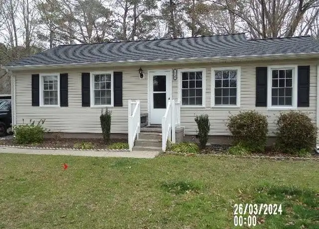 Property at 1235 Larry Anne Dr, Suffolk, VA, 23434, 3 beds, 1 bath, [object Object]