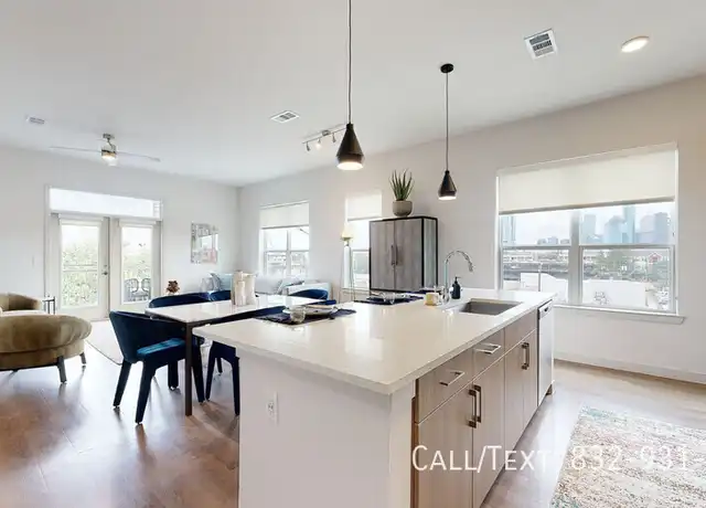Property at 508 W Clay St Unit L1, Houston, TX, 77019, 2 beds, 2 baths, [object Object]