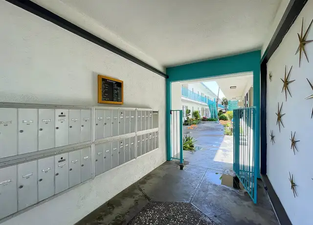 Photo of 1030 W Huntington Dr, Arcadia, CA 91007