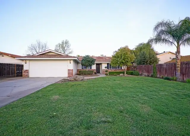 Property at 61 N Hughes Ave, Clovis, CA, 93612, 3 beds, 2 baths, [object Object]
