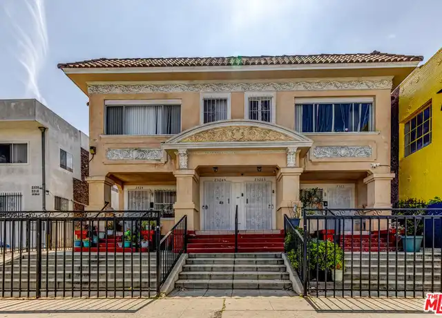 Property at 2324 W Washington Blvd, Los Angeles, CA, 90018, 2 beds, 1 bath, [object Object]